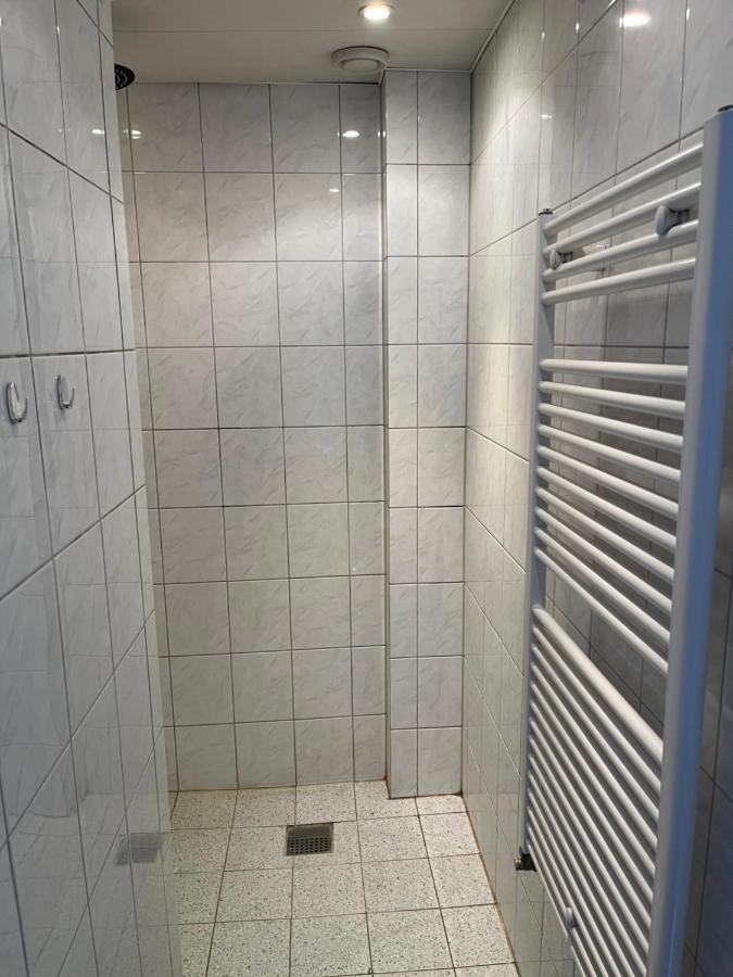 Appartamento Slapen Bij Bartje Assen Esterno foto